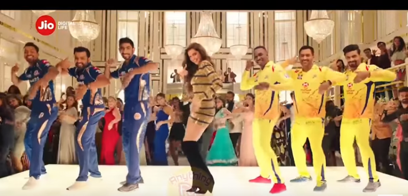 Must watch! Deepika Padukone and Dhoni's dance video getting viral
