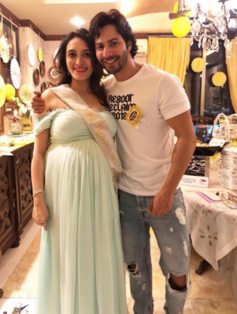 Varun Dhawan to become Uncle soon, shares a picture with bhabhi Jaanvi