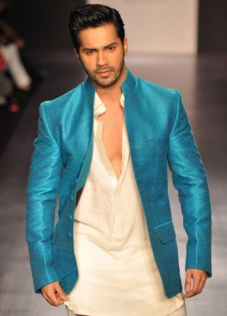 Gallery talk: Varun Dhawan's style reflects 90's fashion