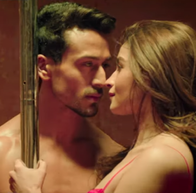 Alia Bhatt and Tiger Shroff' 'The Hookup Song' from SOTY 2 out