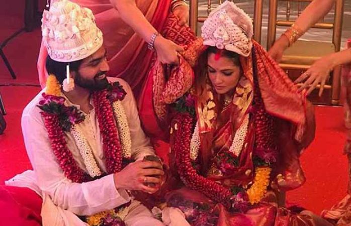 See Pictures: Riya Sen tied the knot in very hush-hush wedding ceremony