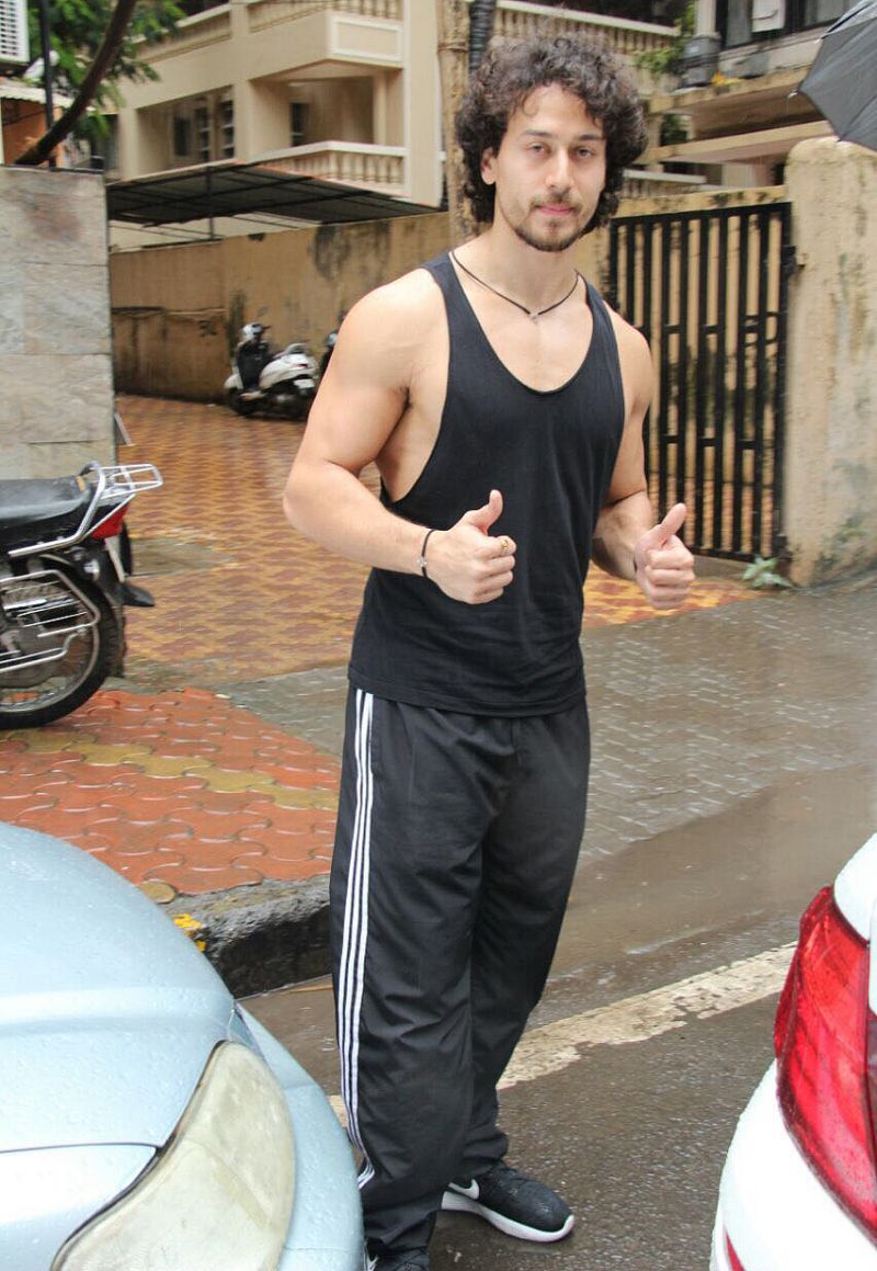 Tiger Shroff steps out with rumoured girlfriend Disha Patani for lunch date