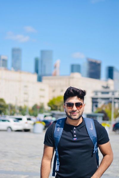 SIDDHARTHA TANEJA : A young Entrepreneur living the essence of travelling by exploring the world