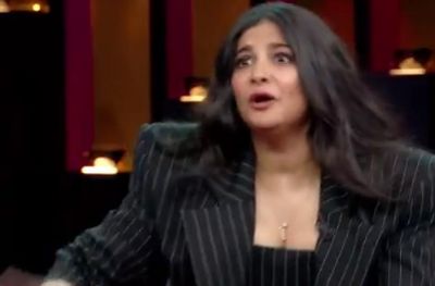 Rhea Kapoor Mimics Kareena Kapoor in Koffee With Karan Season 6, watch hilarious video