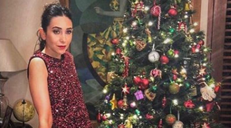 See inside pics -Karisma Kapoor shares glimpses from Christmas celebrations by Kapoors