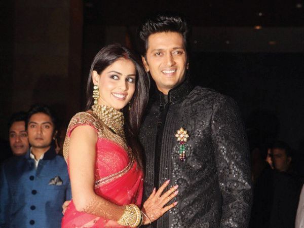 Cutest couple of Bollywood industry Genelia and Riteish Deshmukh celebrating anniversary