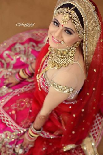 Rucha Gujarathi's full wedding album is here!!