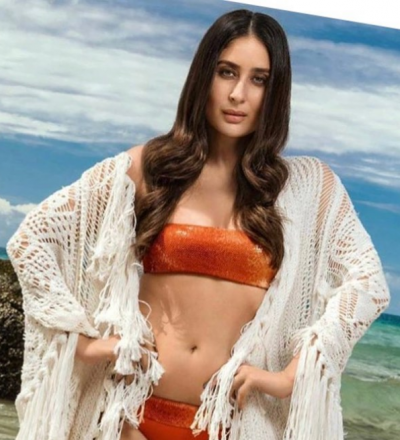 This Sexy avatar of Kareena Kapoor Khan will make you to fall in love with her.