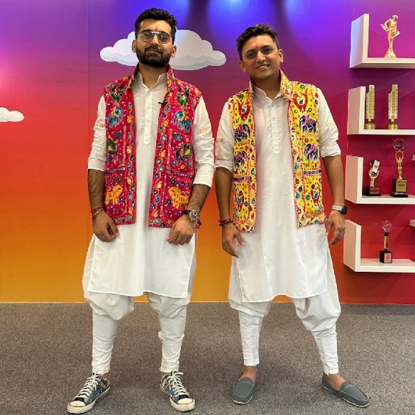 Thangaat Garba by Ankit Upadhyaya and Parth Patel has taken the dance world by storm know more