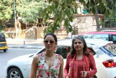 Mira Rajput captured with mother in the city streets