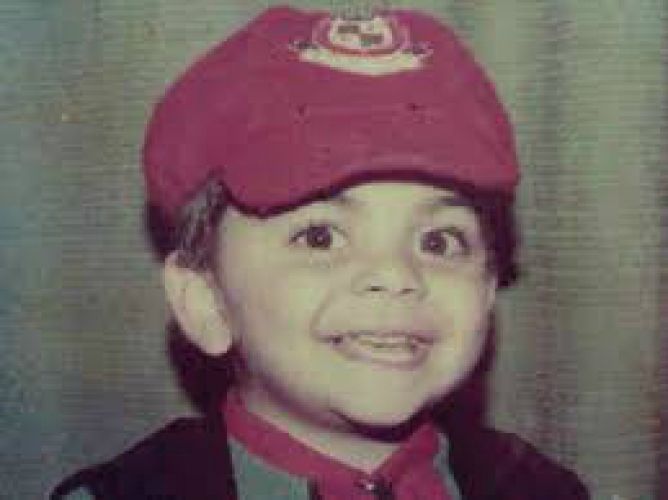 Childhood pictures of cricketer Virat Kohli!!