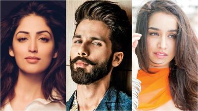 What made Shraddha and Yami along with the director to clap for Shahid Kapoor?