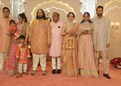 Disha-Suhana wore saree, Sara-Ananya looked glamorous in lehenga, this was the look of Bollywood celebs in Anant Ambani's wedding