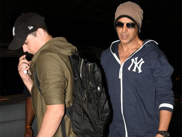 Akshay in absence of wife Twinkle enjoying vacation with son Aarav in Florida
