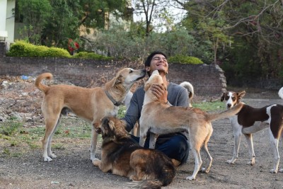 Meet Ashish Joshi, the man who feeds Aurangabad’s hungry stray dogs.