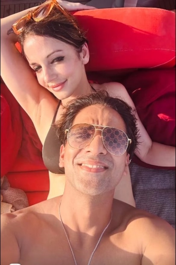 Sussanne Khan's Bikini Photos with Boyfriend Ignite Online Firestorm