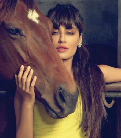 Chitrangada Singh is burning the Instagram with her hotness