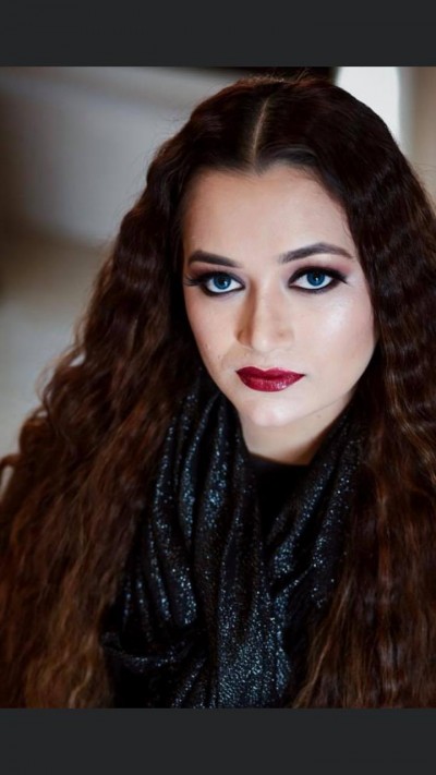 Fazila Shaikh : Celebrity Makeup Artist, tell about her journey