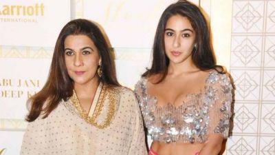 Sara Ali Khan reveals this is the last time she hung out with her parents together