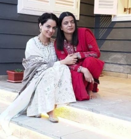 Rangoli Chandel pens a beautiful note on sister Kangana Ranaut's birthday, Check it out here