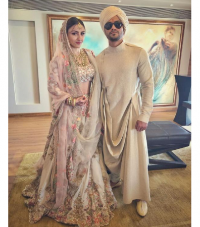 Kunal Kemmu and Soha Ali Khan a cool couple, Have a look