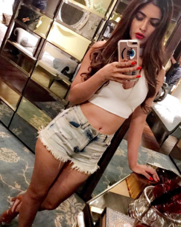 The hotness of this tele actress is giving strong competition to Nia Sharma