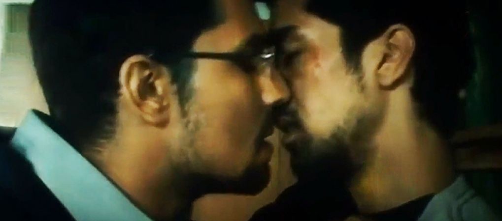 Stars kiss their same sex in Bollywood