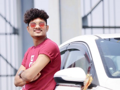 The Story of a Youngest Influencer and Successful Digital Creator- Vicky Mandal.
