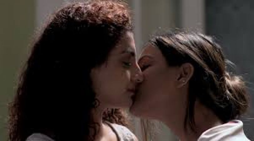 For Twisted, Nia Sharma gets bolder; kissed Isha Sharma