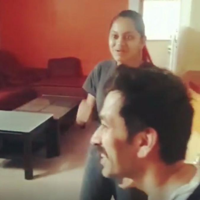 Video: Nakuul Mehta made surprise visit to a young fan’s home, here is who actor's wife reacted