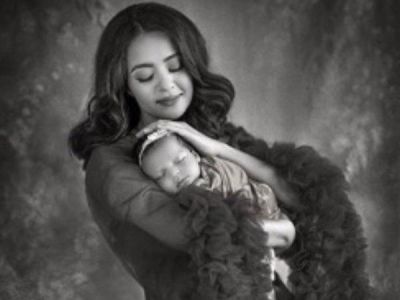 Surveen Chawla's  photo with her newborn daughter Eva is unmissable