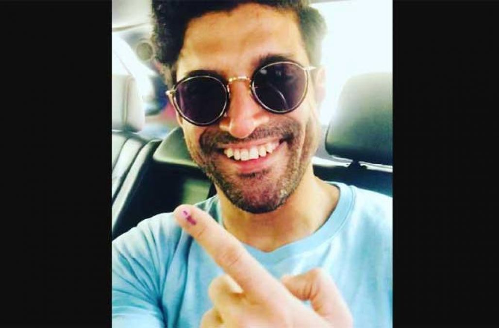 Farhan Akhtar reacts on getting trolled for appealing to voters of Bhopal