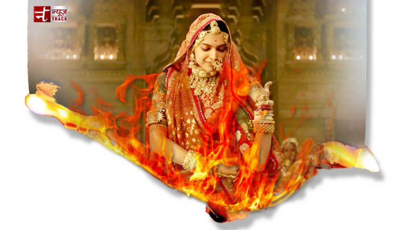 Now Film industry plan for 15 minutes ‘Blackout’ in support of Ban movie Padmavati