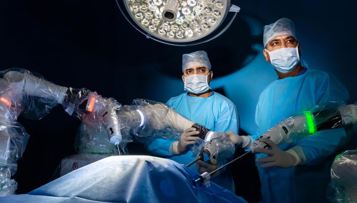 Galaxy care becomes first hospital in the world to ACQUIRE THE VERSIUS SURGICAL ROBOTIC SYSTEM