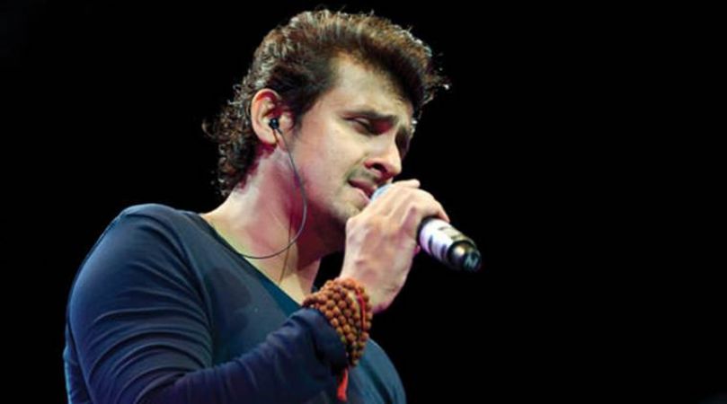 Sonu Nigam: 'National Anthem is prestigious and sensitive thing,should not play in restaurants and movies theaters'