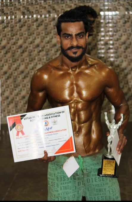 Sachin Sharma Hitting The Position In Body Building Competition