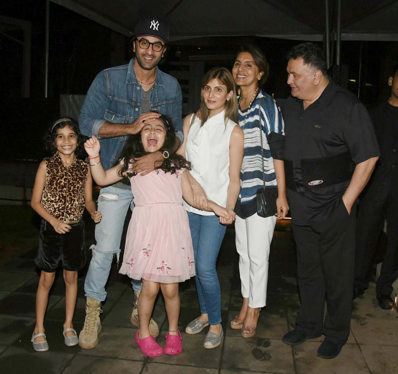 Ranbir Kapoor joined his family for family dinner