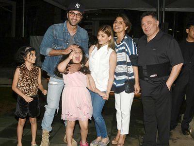 Ranbir Kapoor joined his family for family dinner