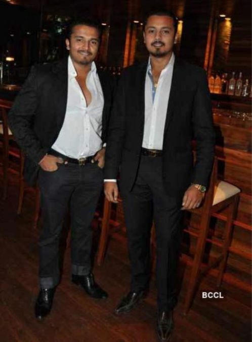 BROTHERS VARDHAMAN AND RUSHABH CHOKSI LAUNCH INDIA’S LONGEST BAR; THE BEST OF BOLLYWOOD SHOWS UP