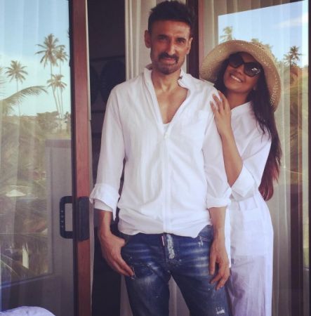 Mugdha Godse is chilling on the beaches of Sri Lanka with beau Rahul Dev