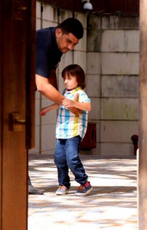 AbRam Khan and Nitara Kumar got captured flaunting their cute looks