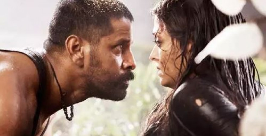 South actor Vikram feels it is scary to be Aishwarya Rai, She is constantly being watched…