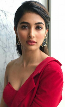 Pooja Hegde becomes choosy on getting big projects?