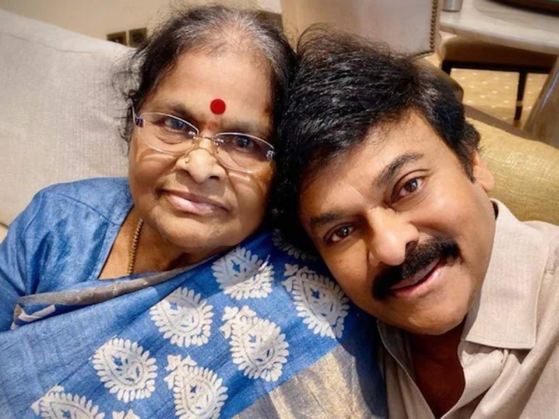 Famous star Chiranjeevi cooks fish for his Mom!