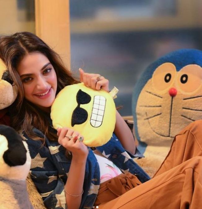 Nusrat Jahan shares cute video while playing with Teddy bears