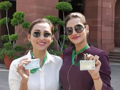 Nusrat Jahan and Mimi Chakraborty accuses BJP for violence