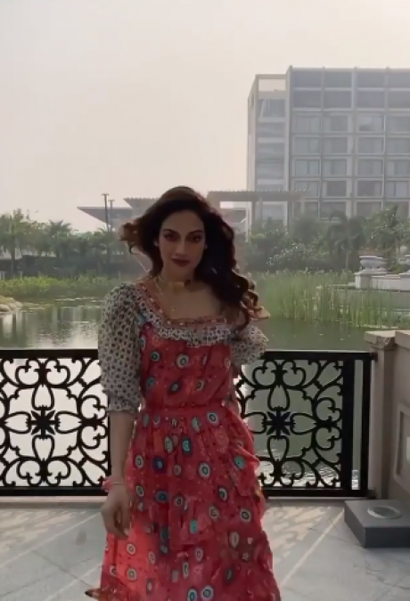 Nusrat Jahan shares glamorous video in different outfits, Watch here