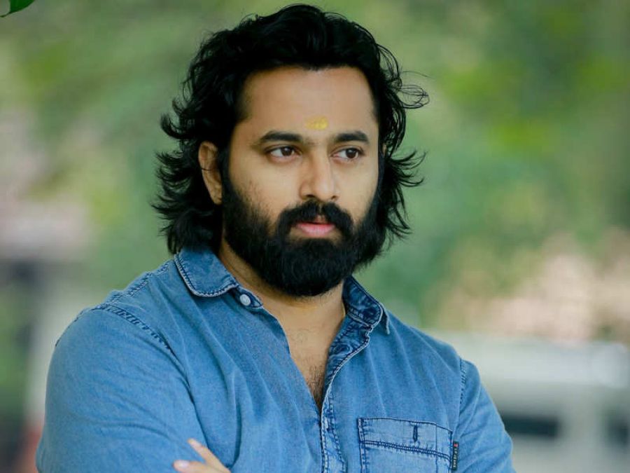 Actor Unni Mukundan urges to not drag Manju Warrier into unwanted stuff