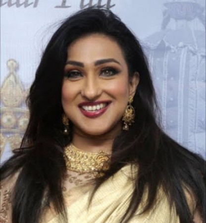 Rituparna and Avirup organise a vaccination camp for specially-abled dance students