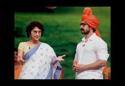 Aamir Khan attends Marathi show 'Chala Hava Yeu Dya' and sings 'Apsara Aali'